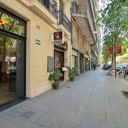 Apartament Stylish 2 Bed 2 Bath Flat Close To Arc De Triomf *